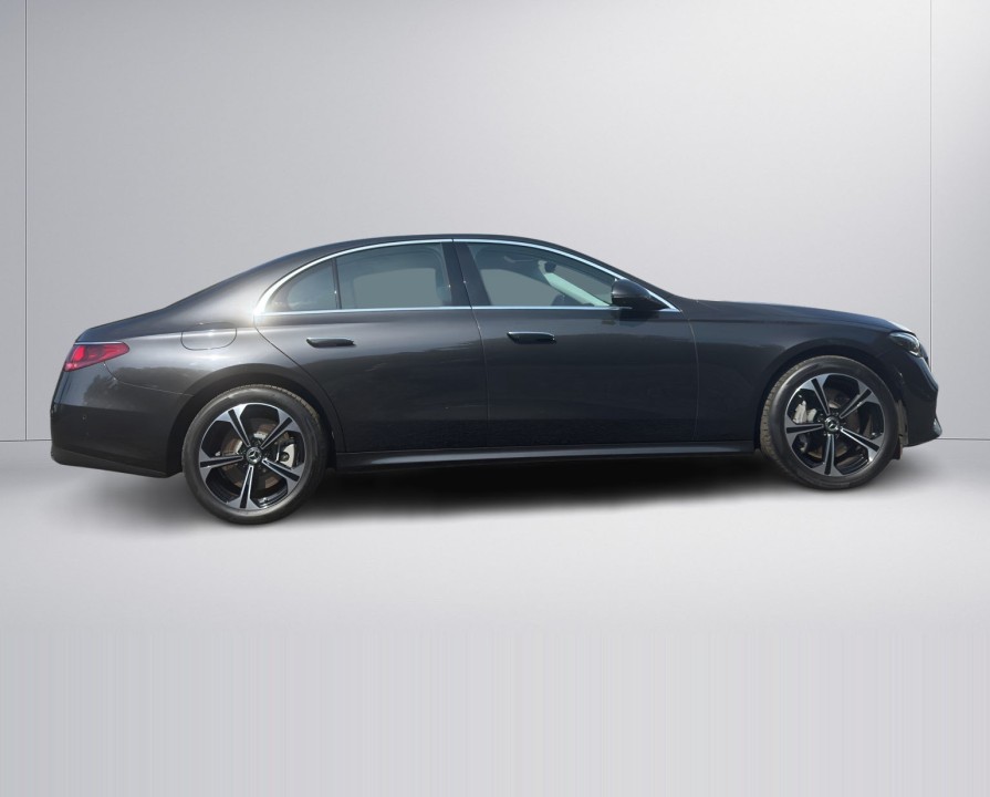 Mercedes-Benz E 300de 4MATIC (2)