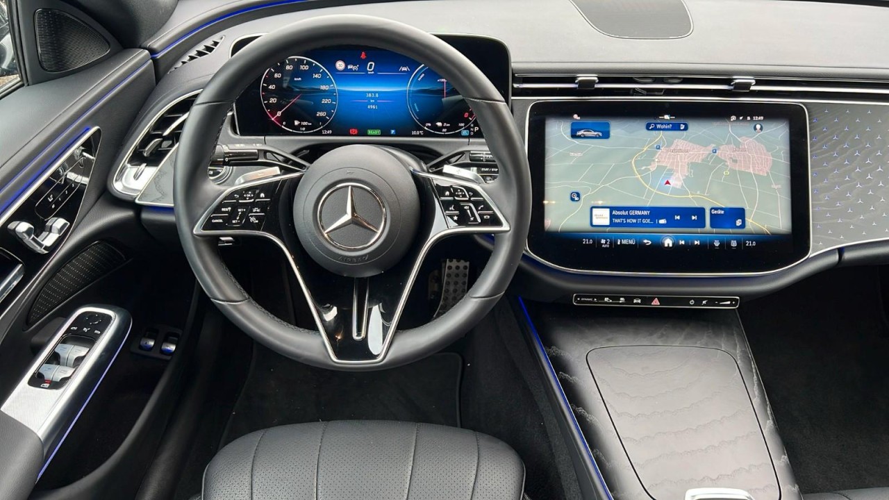 Mercedes-Benz E 300e - foto 12