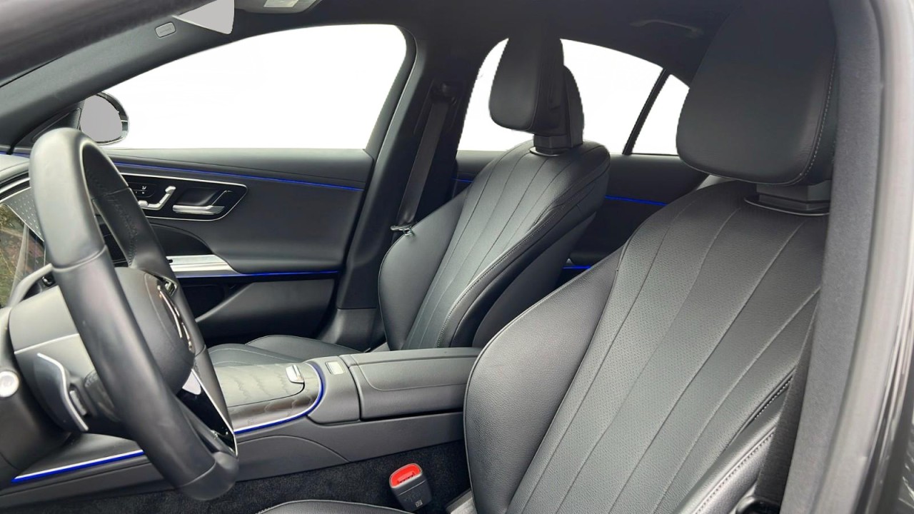 Mercedes-Benz E 300e - foto 8