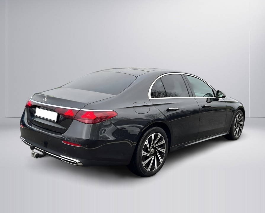 Mercedes-Benz E 300e (2)