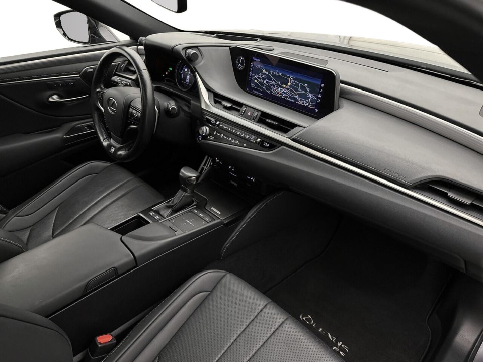 Lexus Seria ES 300h F-Sport - foto 9