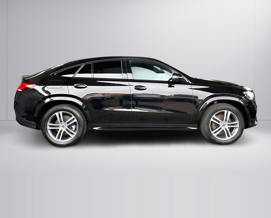 Mercedes-Benz GLE Coupe 300d 4MATIC (2)