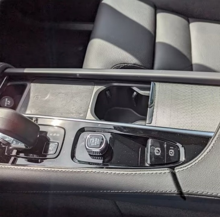 Volvo XC 90 T8 Recharge AWD Ultimate Bright - foto 14