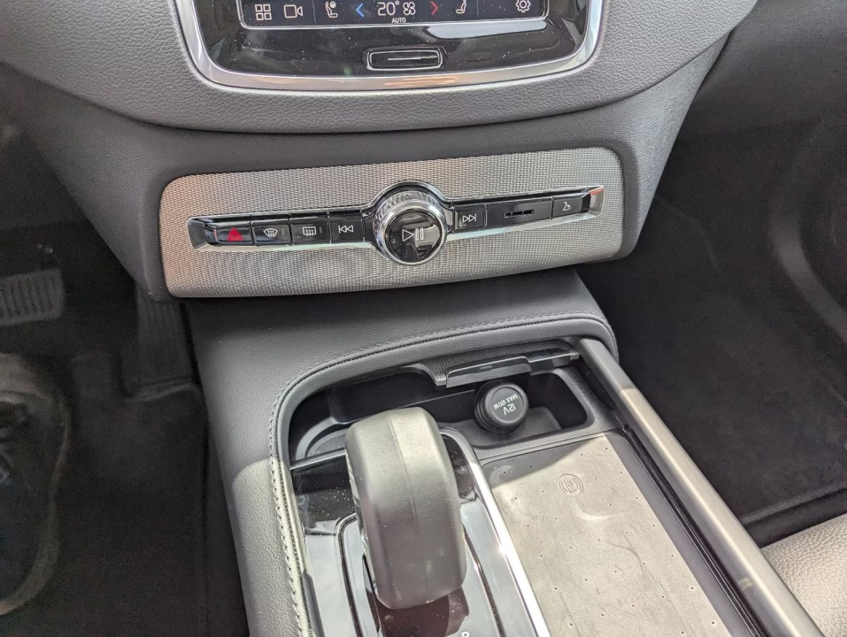 Volvo XC 90 T8 Recharge AWD Ultimate Bright - foto 13