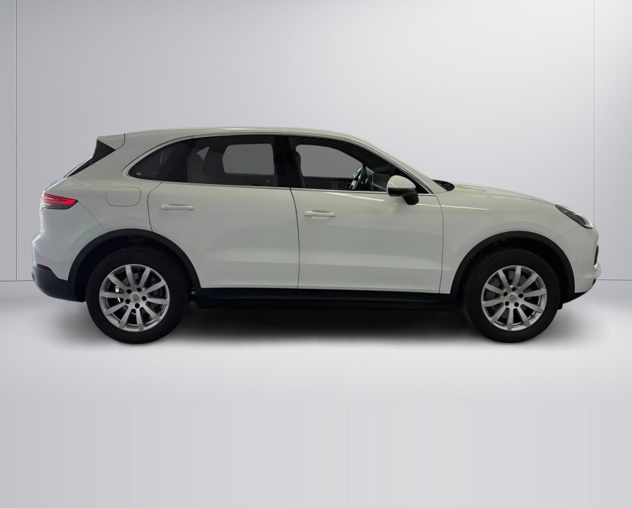 Porsche Cayenne S (2)