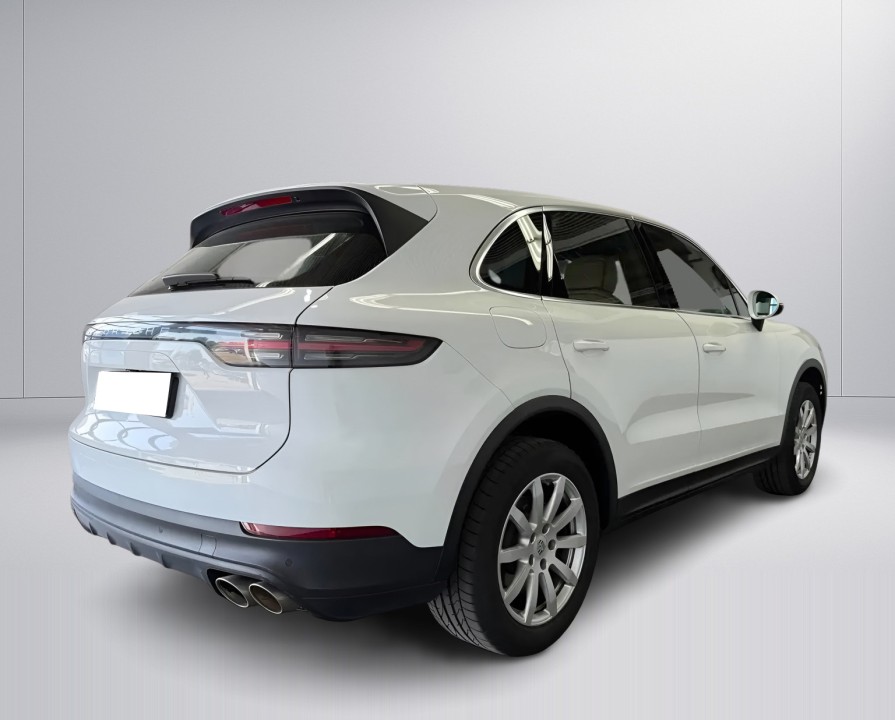 Porsche Cayenne S (3)