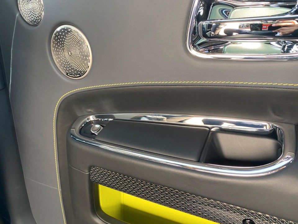 Rolls-Royce Ghost Black Badge - foto 17