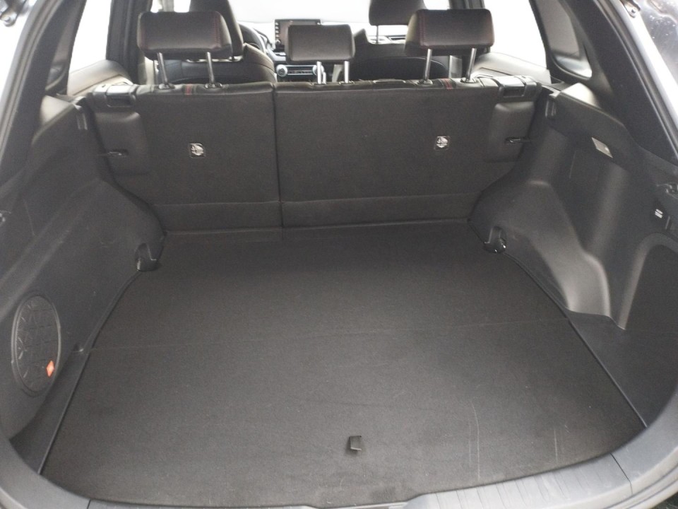 Toyota RAV4 PHEV - foto 16