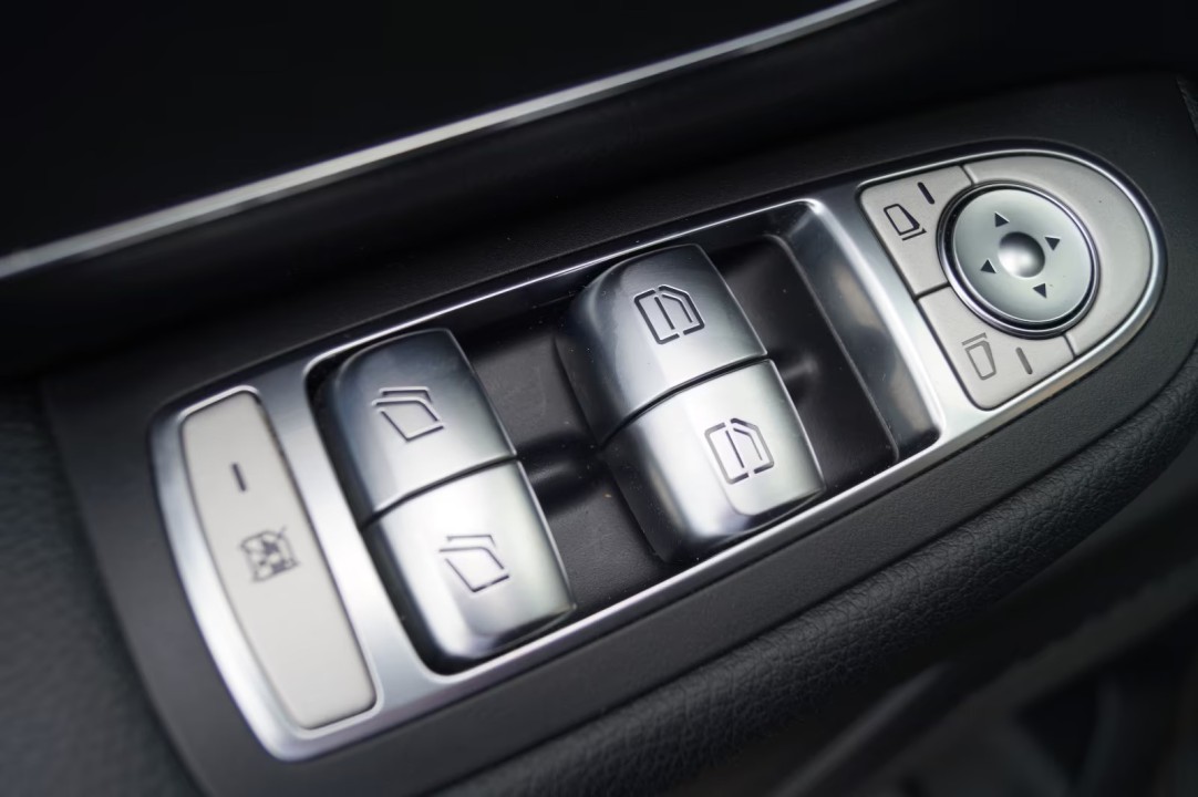 Mercedes-Benz V 220d Long - foto 17