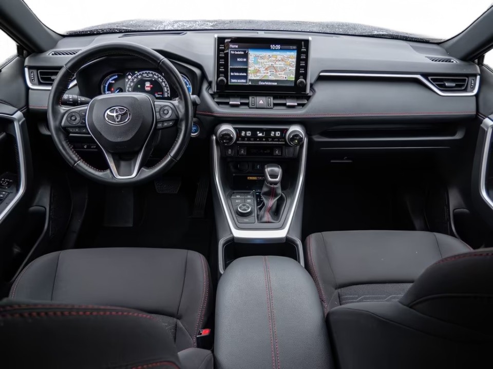 Toyota RAV4 PHEV - foto 9