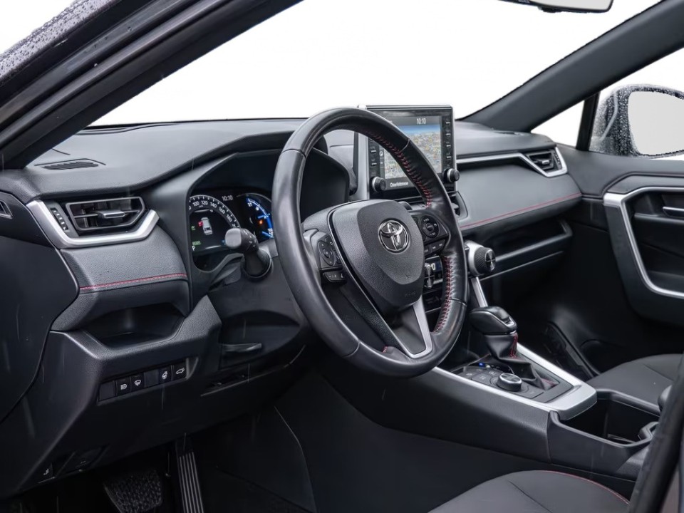 Toyota RAV4 PHEV - foto 10