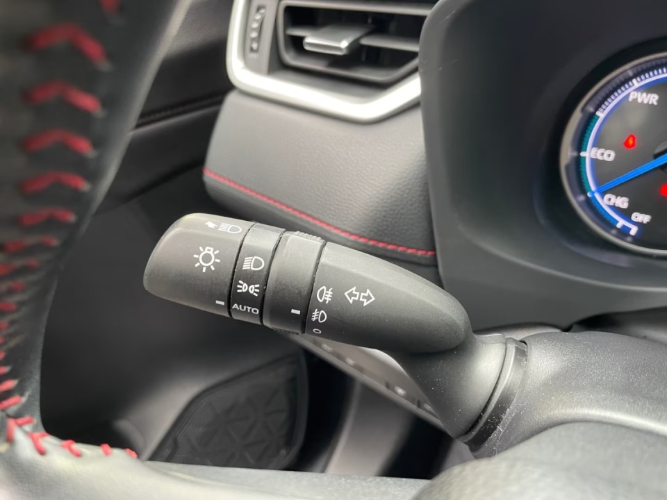 Toyota RAV4 PHEV Style - foto 16