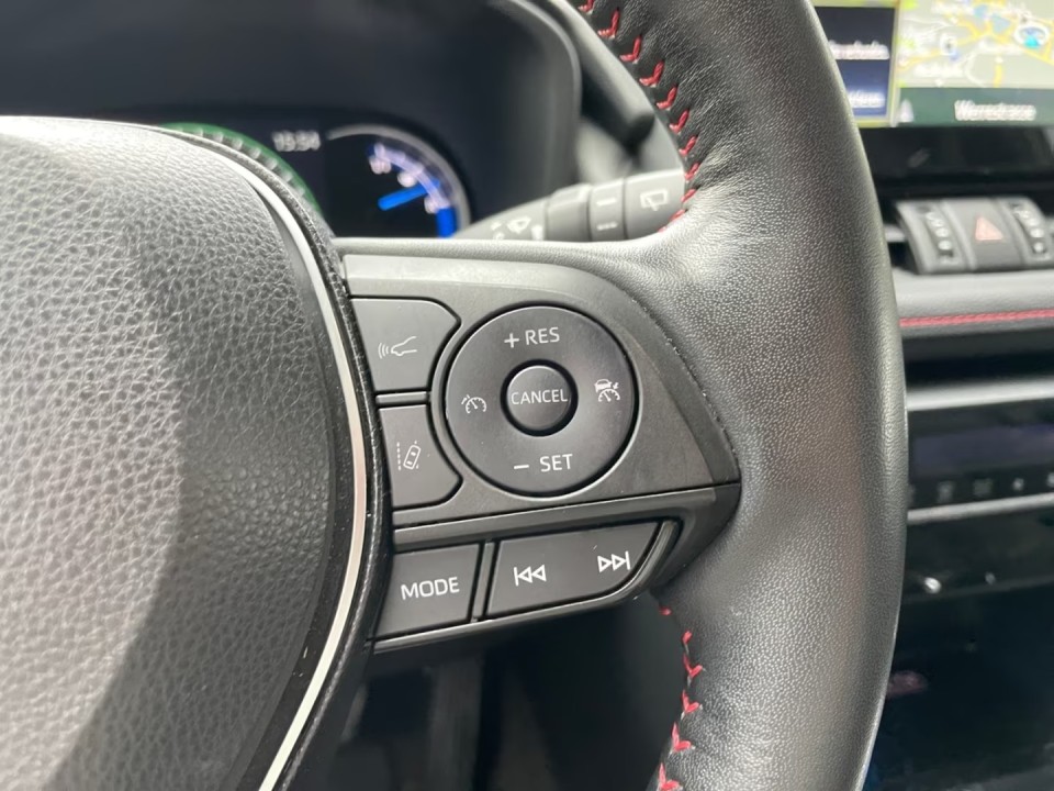 Toyota RAV4 PHEV Style - foto 14