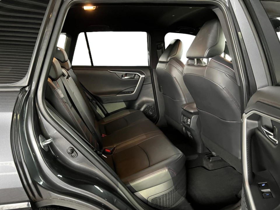 Toyota RAV4 PHEV Style - foto 11