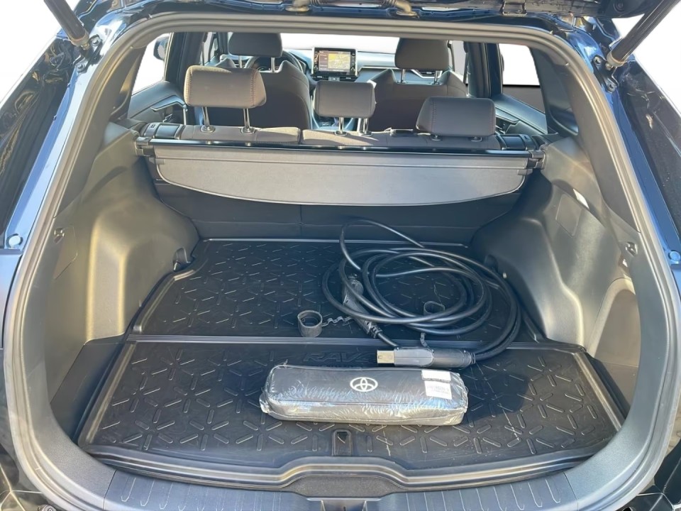 Toyota RAV4 PHEV - foto 13