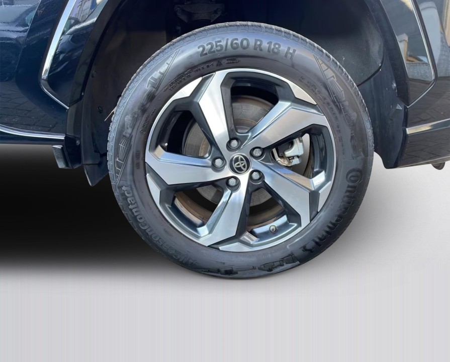 Toyota RAV4 PHEV - foto 14