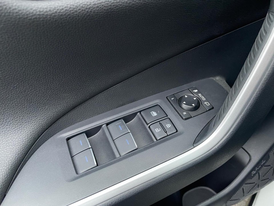 Toyota RAV4 PHEV Style - foto 22