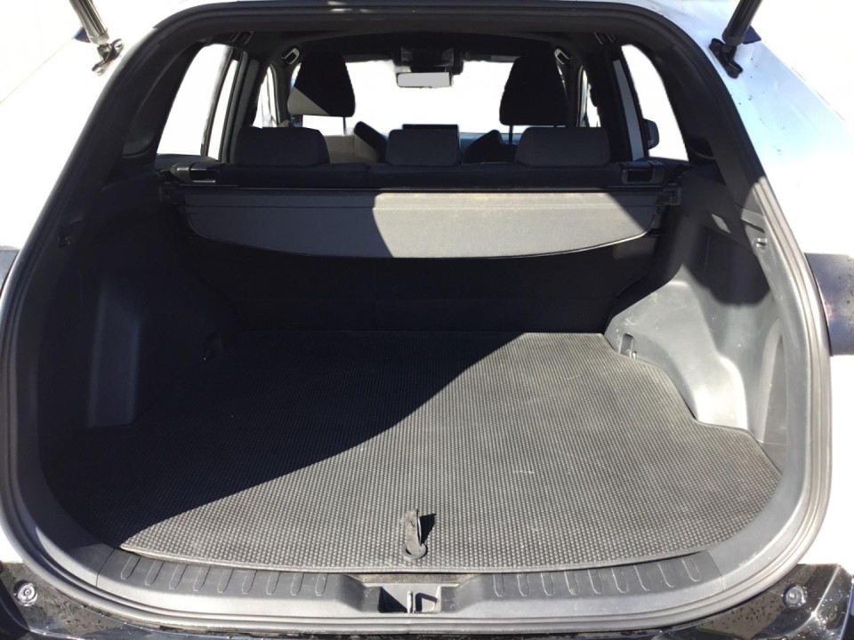 Toyota RAV4 PHEV - foto 12