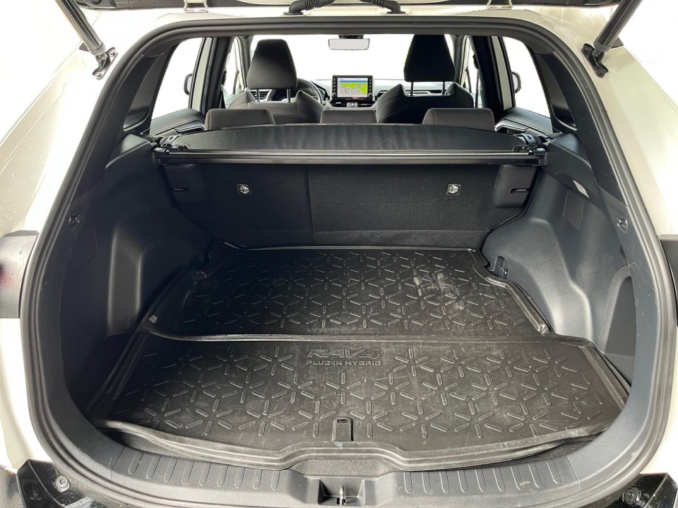 Toyota RAV4 PHEV - foto 13