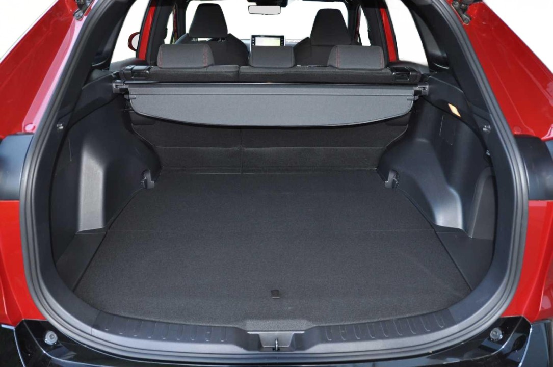 Toyota RAV4 PHEV - foto 14