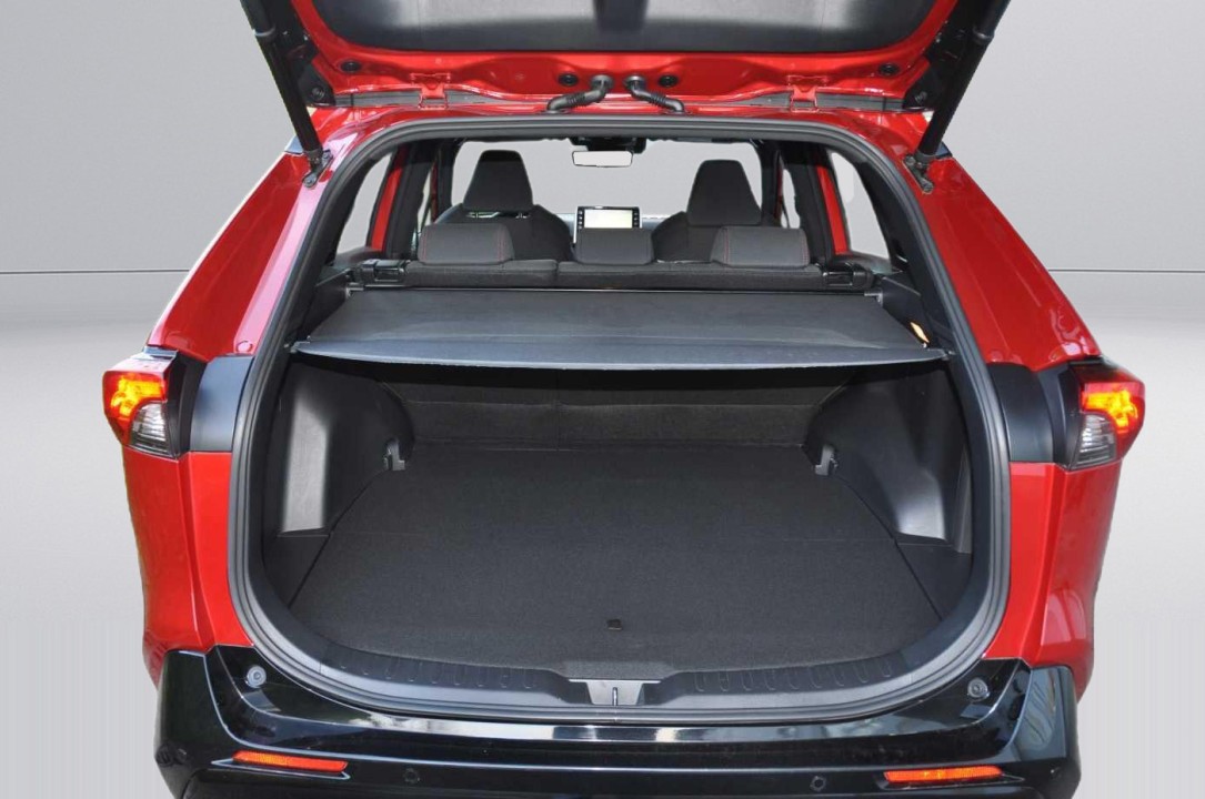 Toyota RAV4 PHEV - foto 13