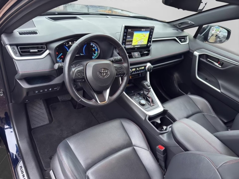 Toyota RAV4 PHEV - foto 9