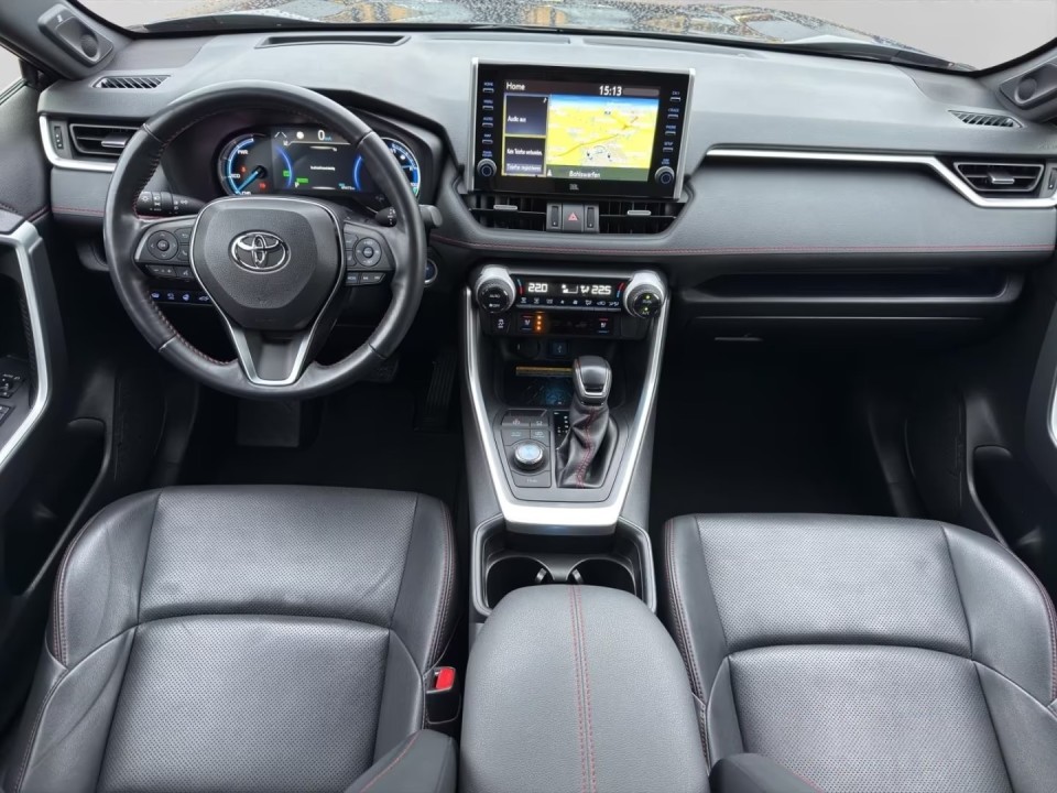 Toyota RAV4 PHEV - foto 8