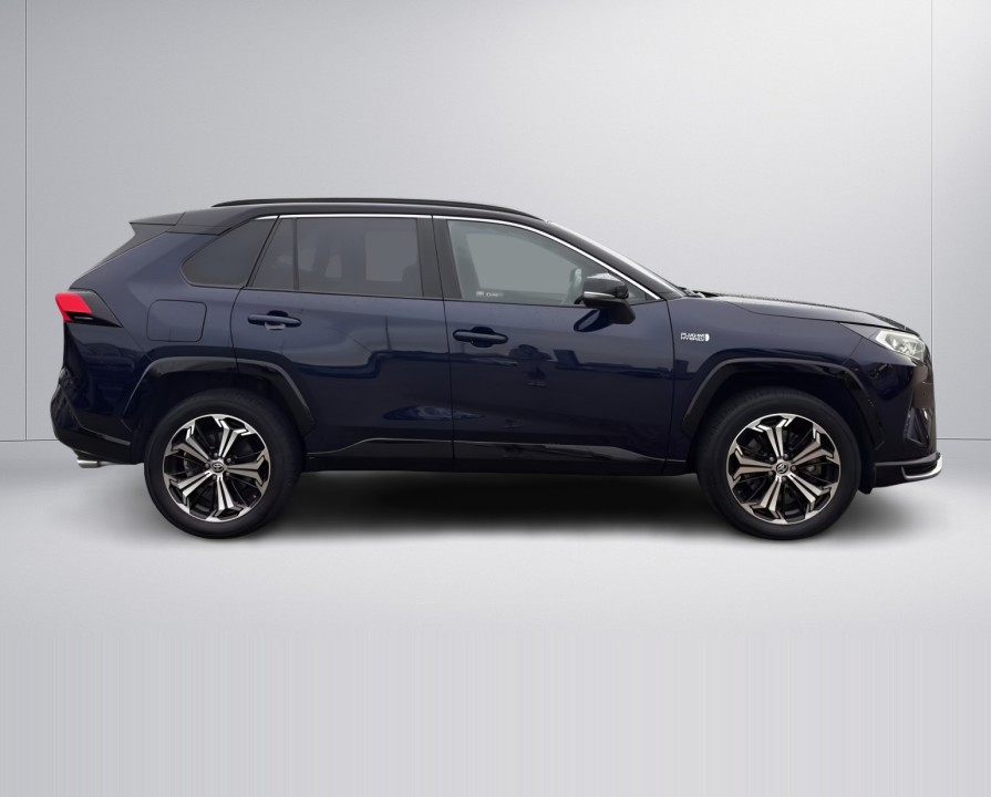Toyota RAV4 PHEV (2)
