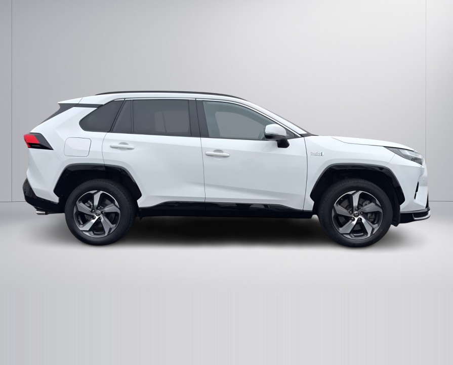 Toyota RAV4 PHEV (2)