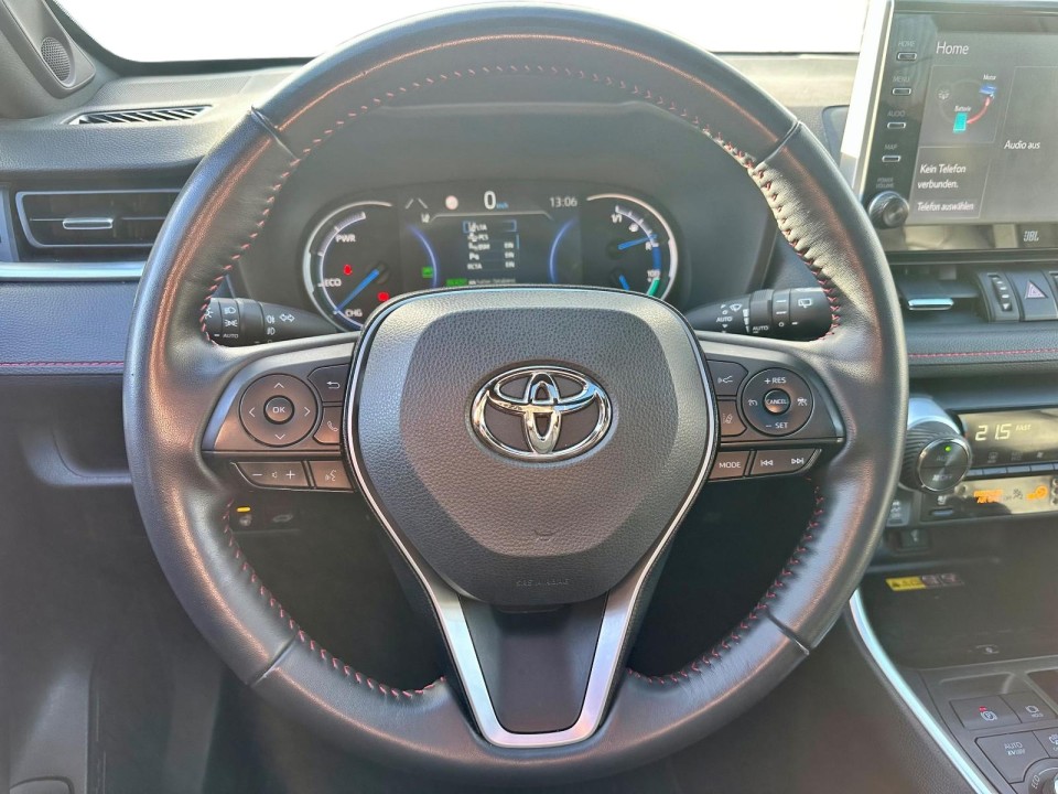 Toyota RAV4 PHEV - foto 9