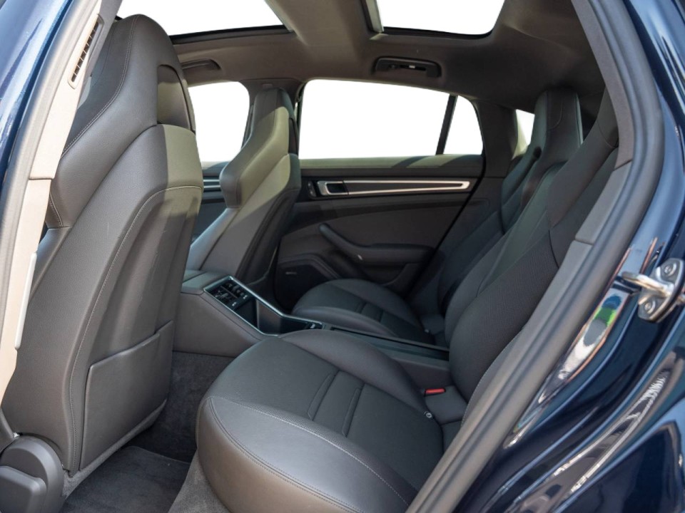 Porsche Panamera 4 E-Hybrid Platinum Edition - foto 10