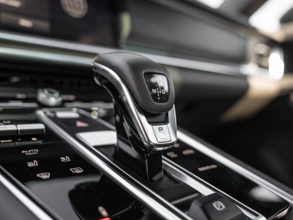 Porsche Panamera 4 E-Hybrid Platinum Edition - foto 15