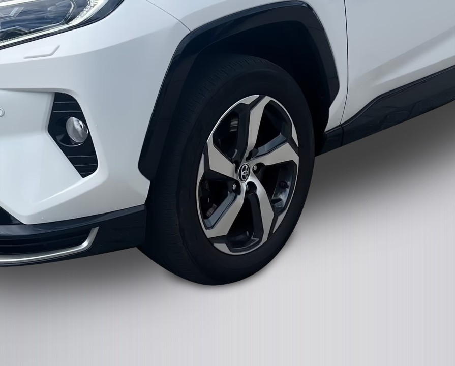 Toyota RAV4 PHEV - foto 13