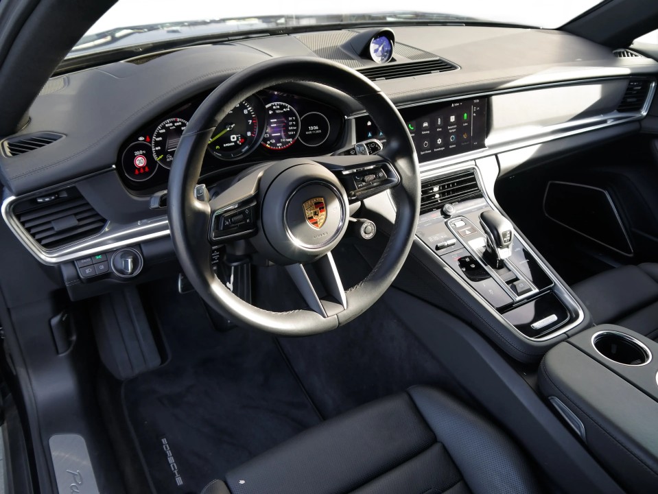 Porsche Panamera 4 E-Hybrid - foto 13