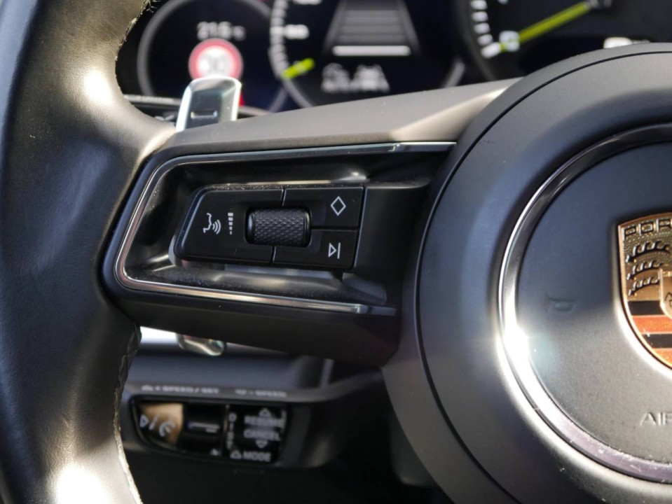 Porsche Panamera 4 E-Hybrid - foto 16