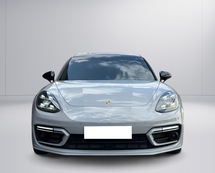 Porsche Panamera 4 E-Hybrid Sport Turismo Platinum Edition (2)
