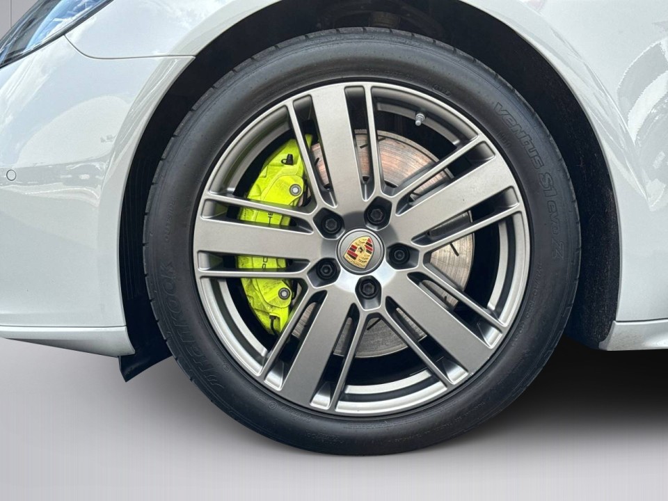 Porsche Panamera 4 E-Hybrid Sport Turismo Platinum Edition - foto 22