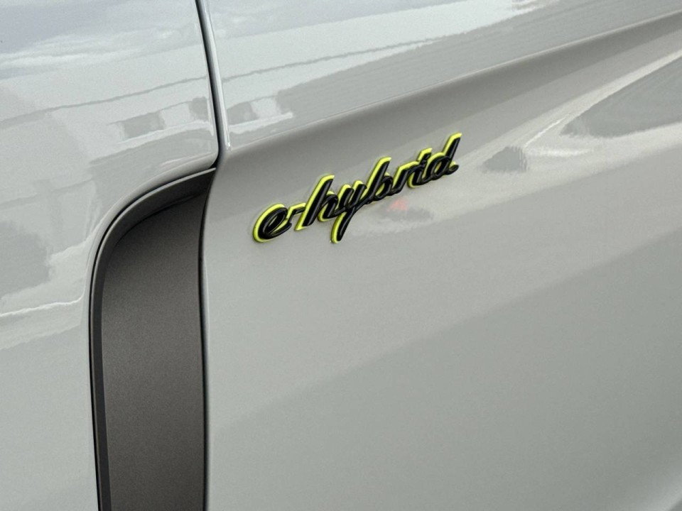 Porsche Panamera 4 E-Hybrid Sport Turismo Platinum Edition - foto 20