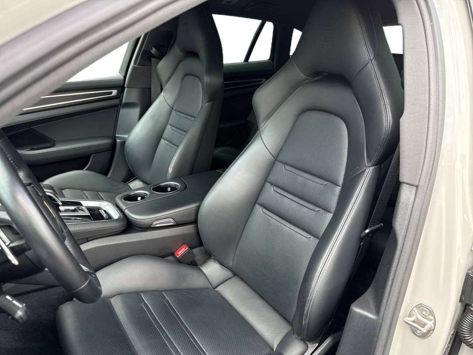 Porsche Panamera 4 E-Hybrid Sport Turismo Platinum Edition - foto 7