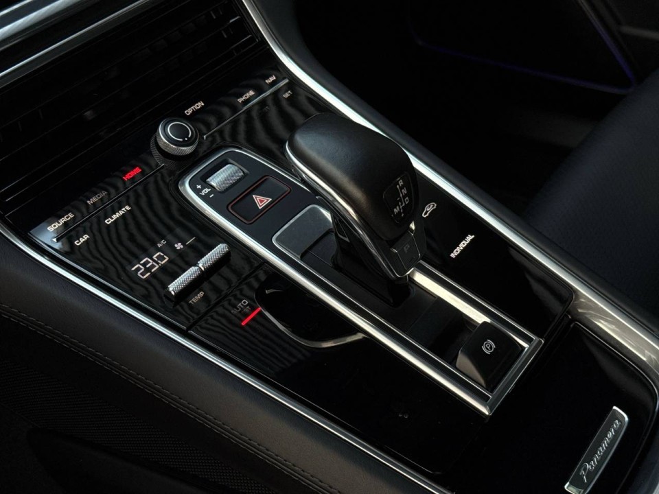 Porsche Panamera 4 E-Hybrid Sport Turismo Platinum Edition - foto 9