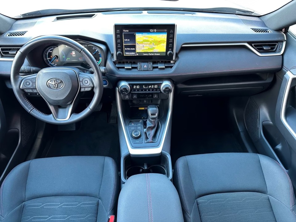 Toyota RAV4 PHEV - foto 8