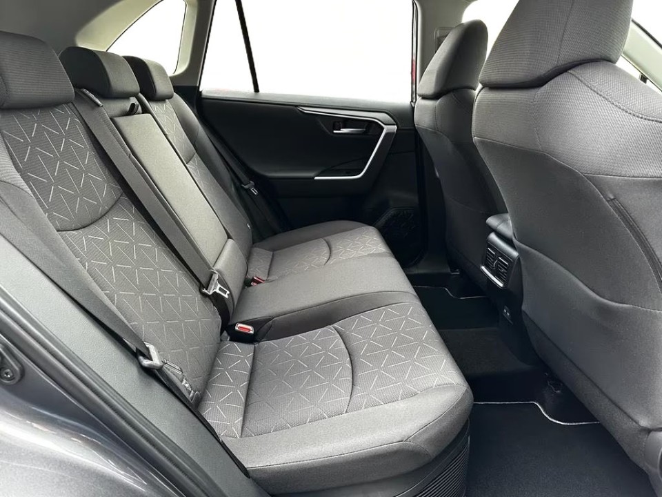 Toyota RAV4 HEV AWD Active - foto 18