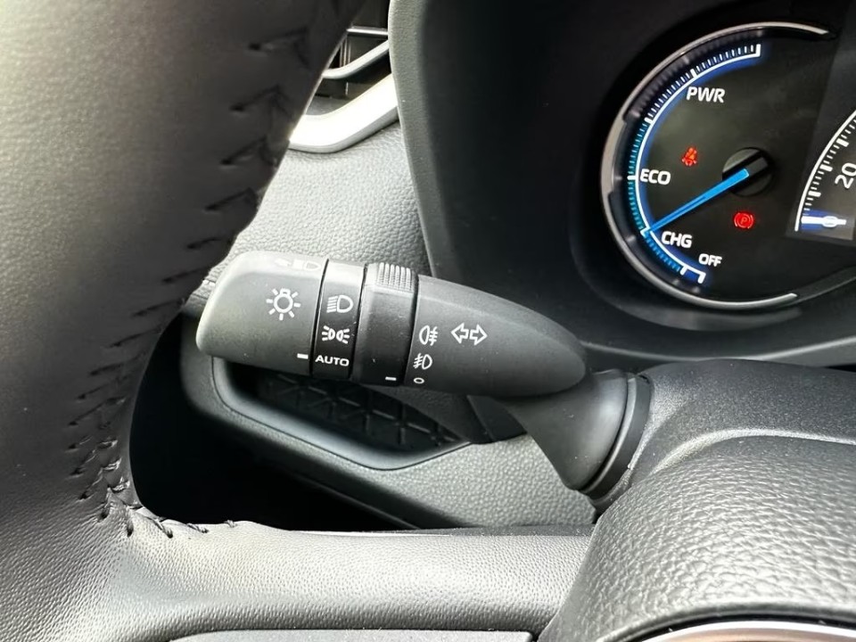 Toyota RAV4 HEV AWD Active - foto 12