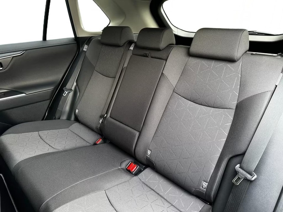 Toyota RAV4 HEV AWD Active - foto 17