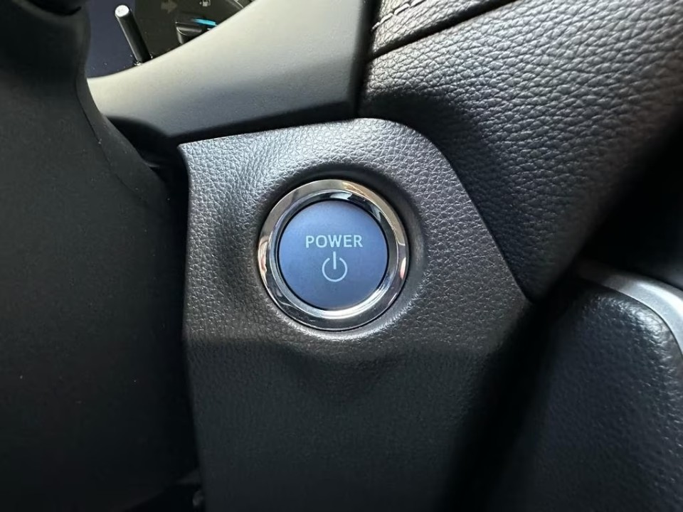 Toyota RAV4 HEV AWD Active - foto 21