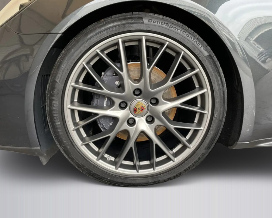 Porsche Panamera 4 Platinum Edition - foto 24