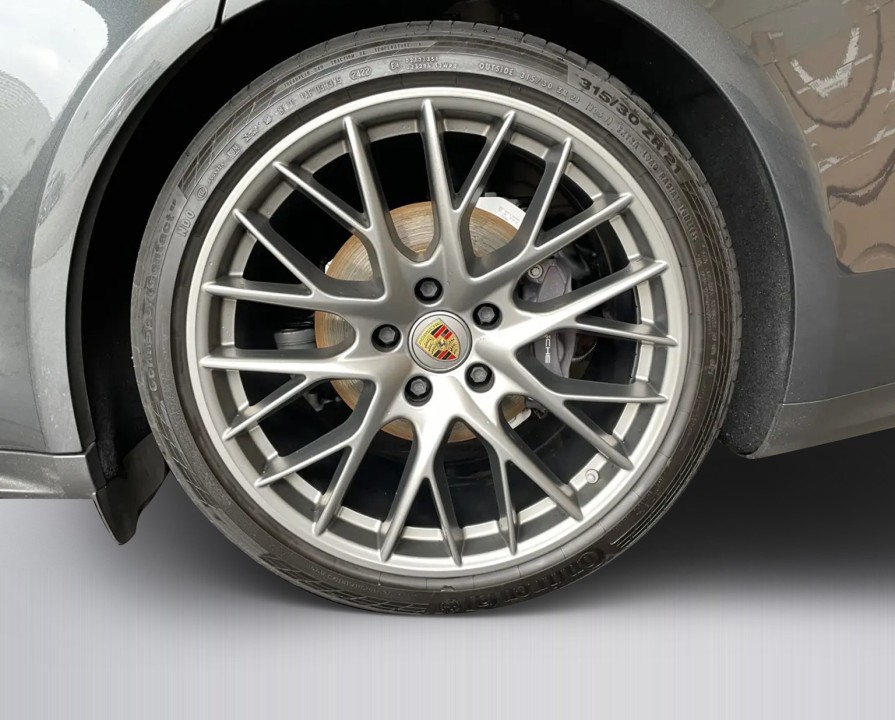 Porsche Panamera 4 Platinum Edition - foto 25