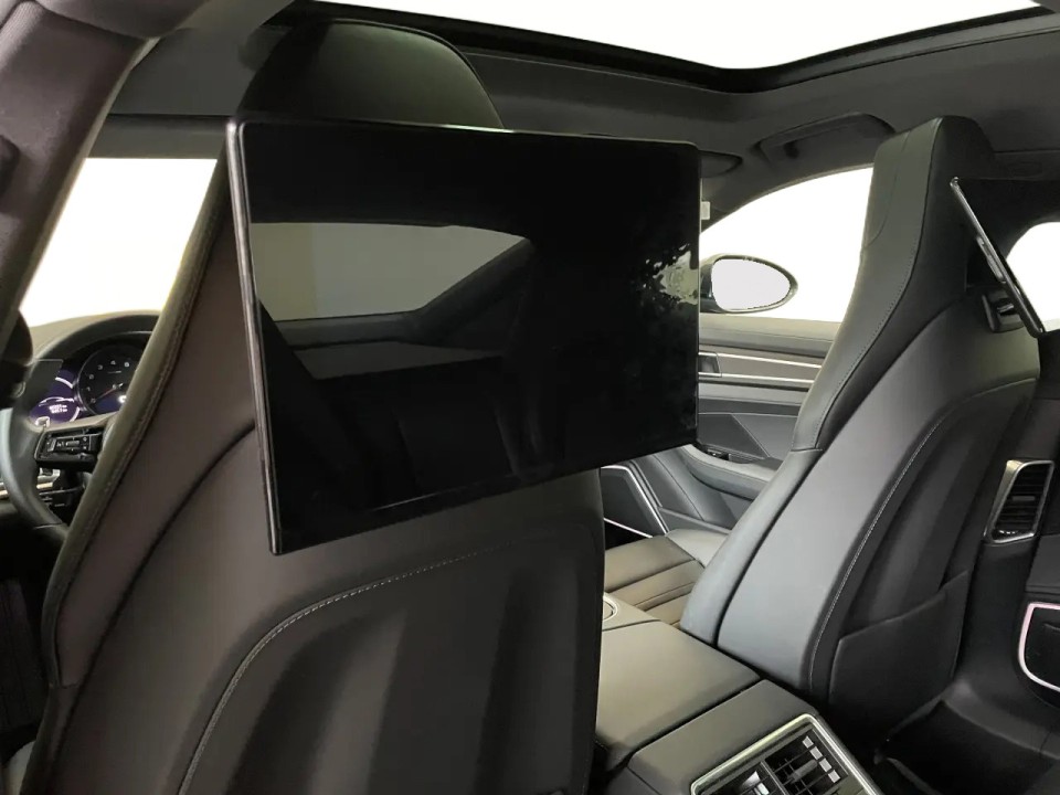 Porsche Panamera 4 Platinum Edition - foto 16