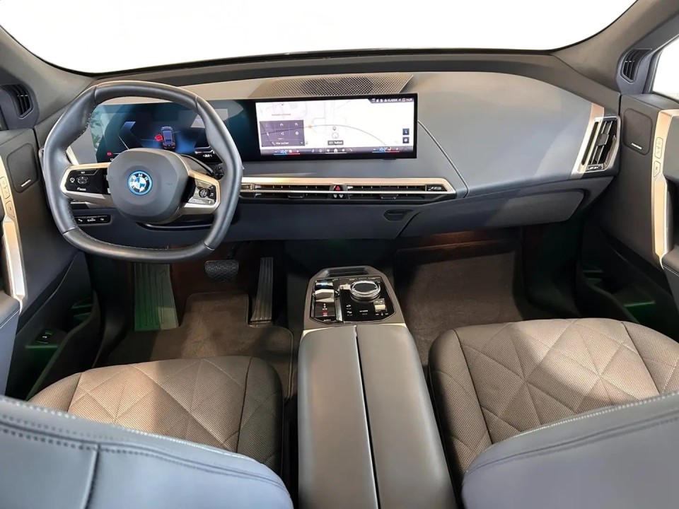 BMW iX xDrive40 - foto 6