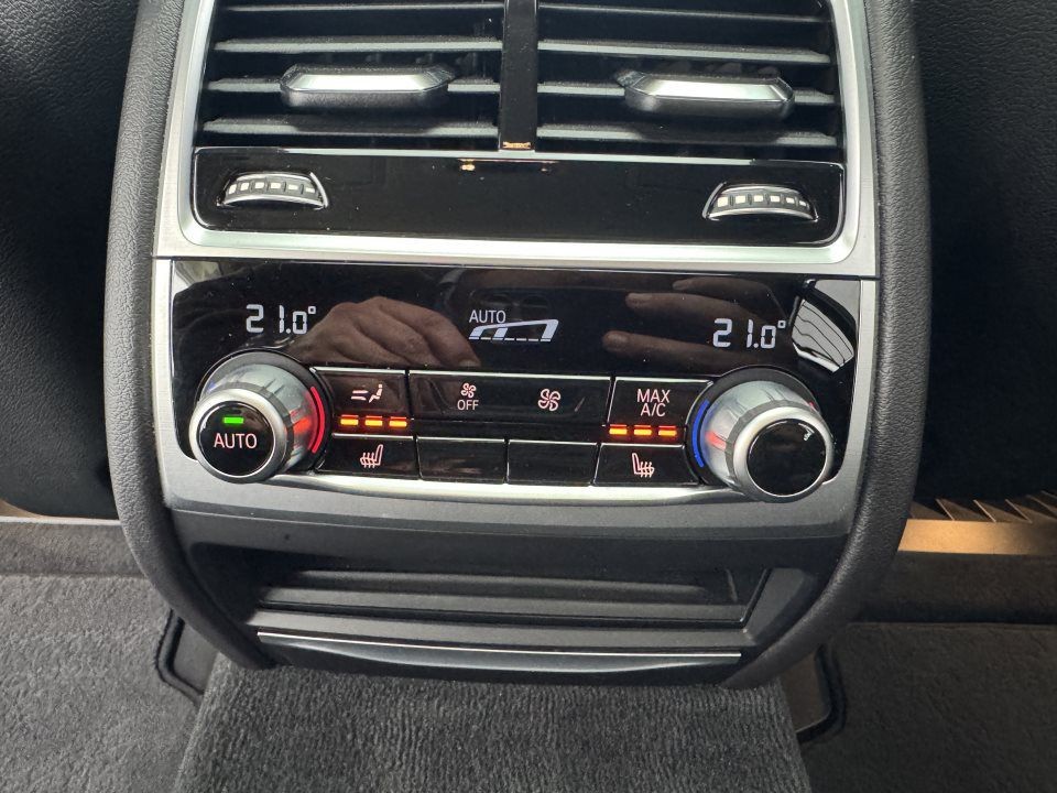 BMW Seria 7 745Le xDrive - foto 12